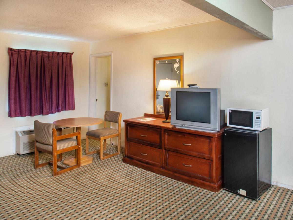 Rest Inn - Extended Stay, I-40 Airport, Wedding & Event Center 阿馬里洛 外观 照片